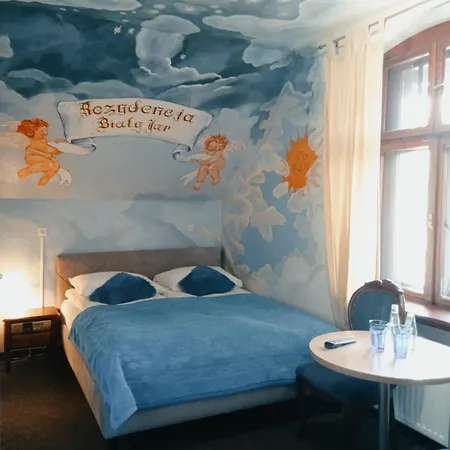 Bialy Jar Bed & Breakfast Karpacz