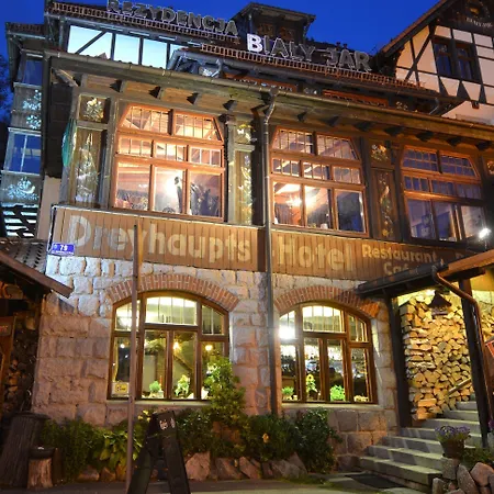 Bialy Jar 4* カルパッチ