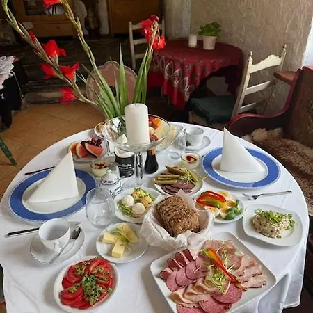 Bialy Jar Oda ve Kahvaltı