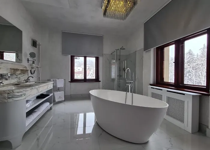 Bialy Jar Bed & Breakfast 4*